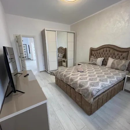 Furtuntec Apartment Tecuci Exterior photo