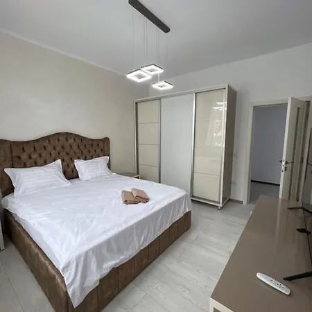 Furtuntec Apartment Tecuci Exterior photo